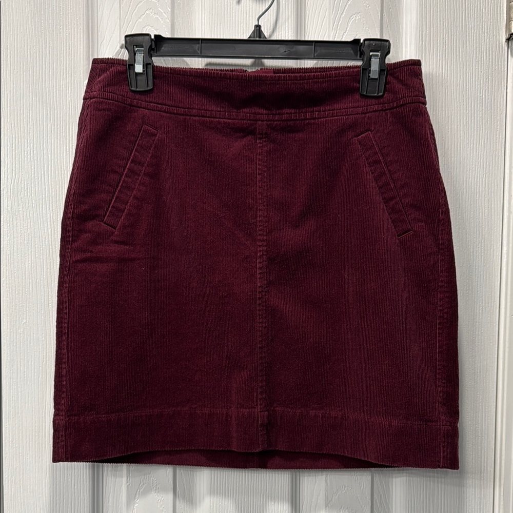 NWT LOFT Wine Corduroy Mini Skirt Size 2 NEW